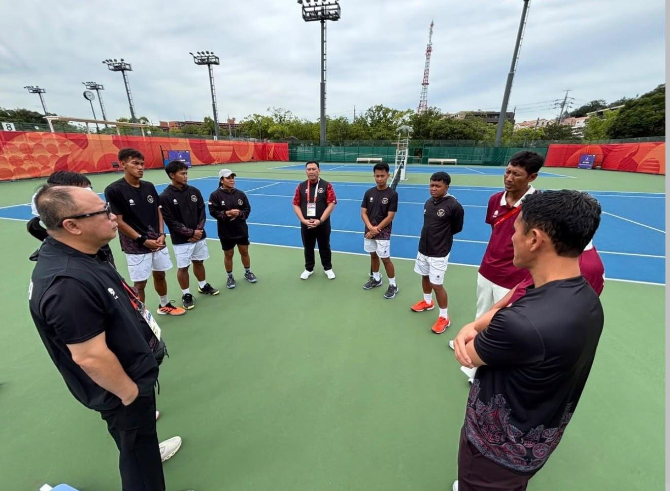 WAKAPOLRI UCAPKAN SELAMAT, PERSONEL POLRI ANTARKAN SOFT TENNIS INDONESIA RAIH MEDALI DI ASIAN GAMES NAGOYA