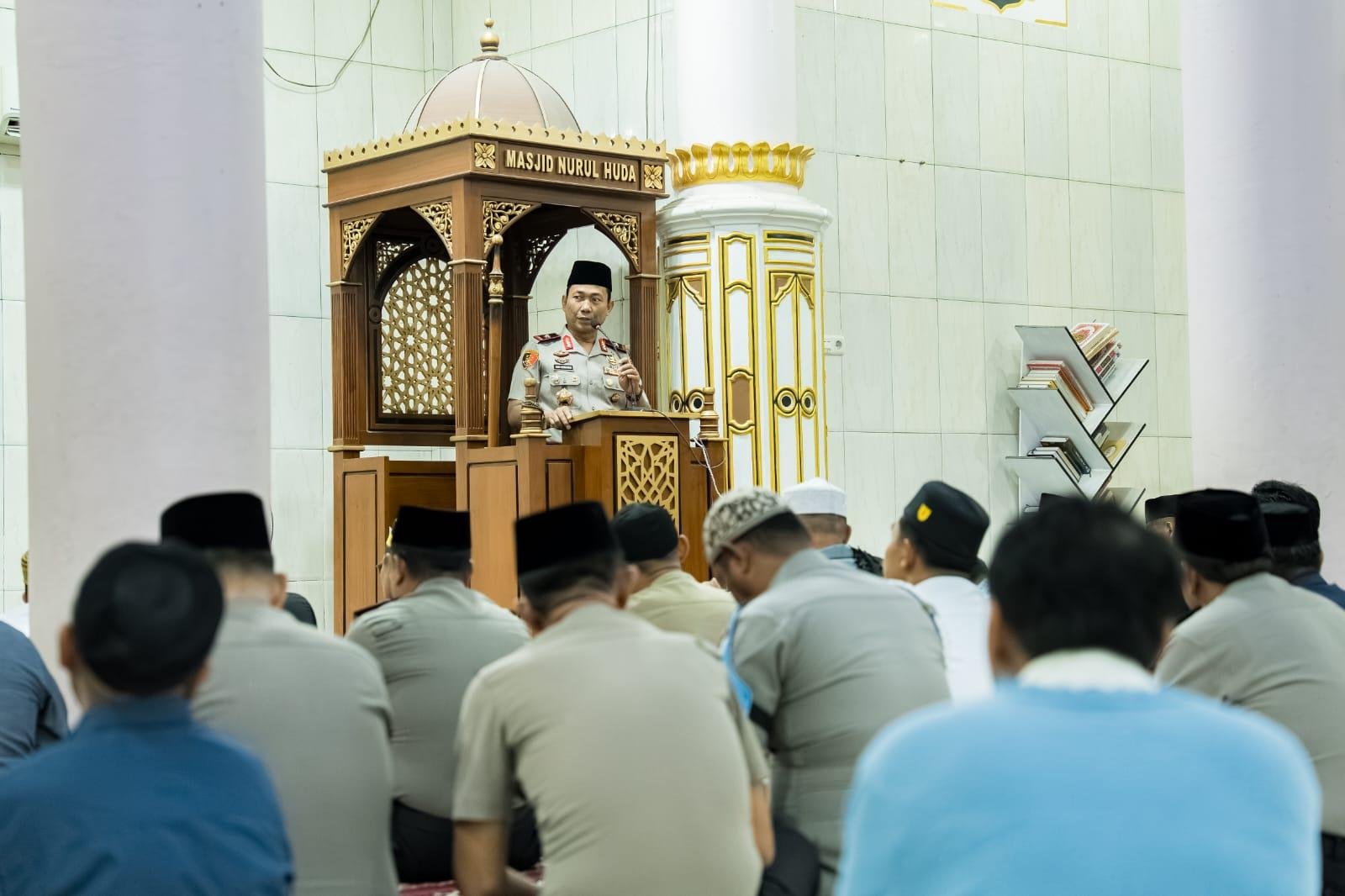 Wakapolda Sultra Tegaskan Komitmen Program Prioritas Kapolri Lewat Subuh Keliling di Kendari