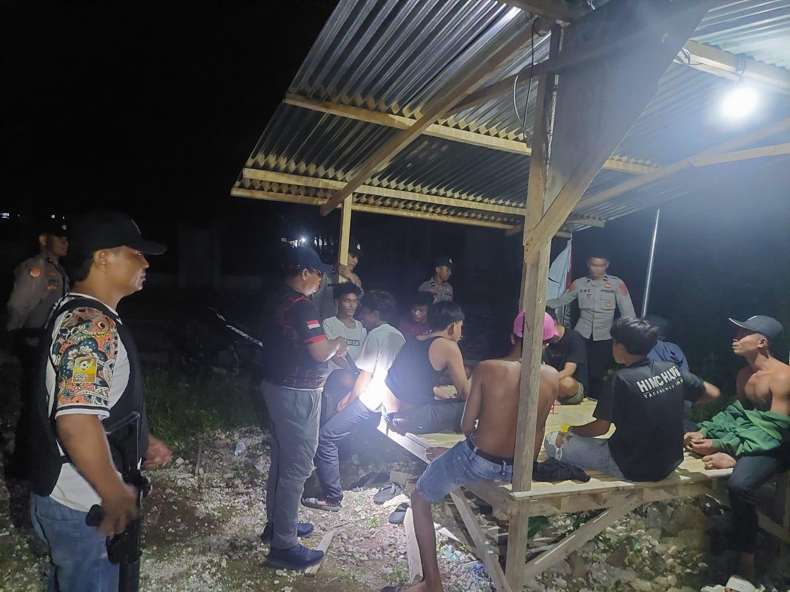 Polsek Wangi-Wangi Gelar Patroli Siaga, Situasi Kamtibmas Terpantau Aman dan Kondusif