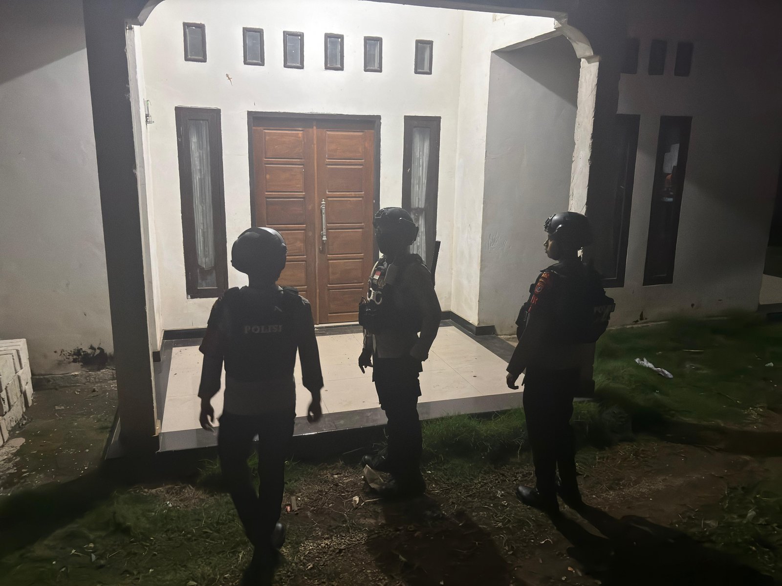 Patroli Presisi Sasar Rumah Kosong Ditinggal Mudik, Polres Wakatobi Pastikan Keamanan Warga