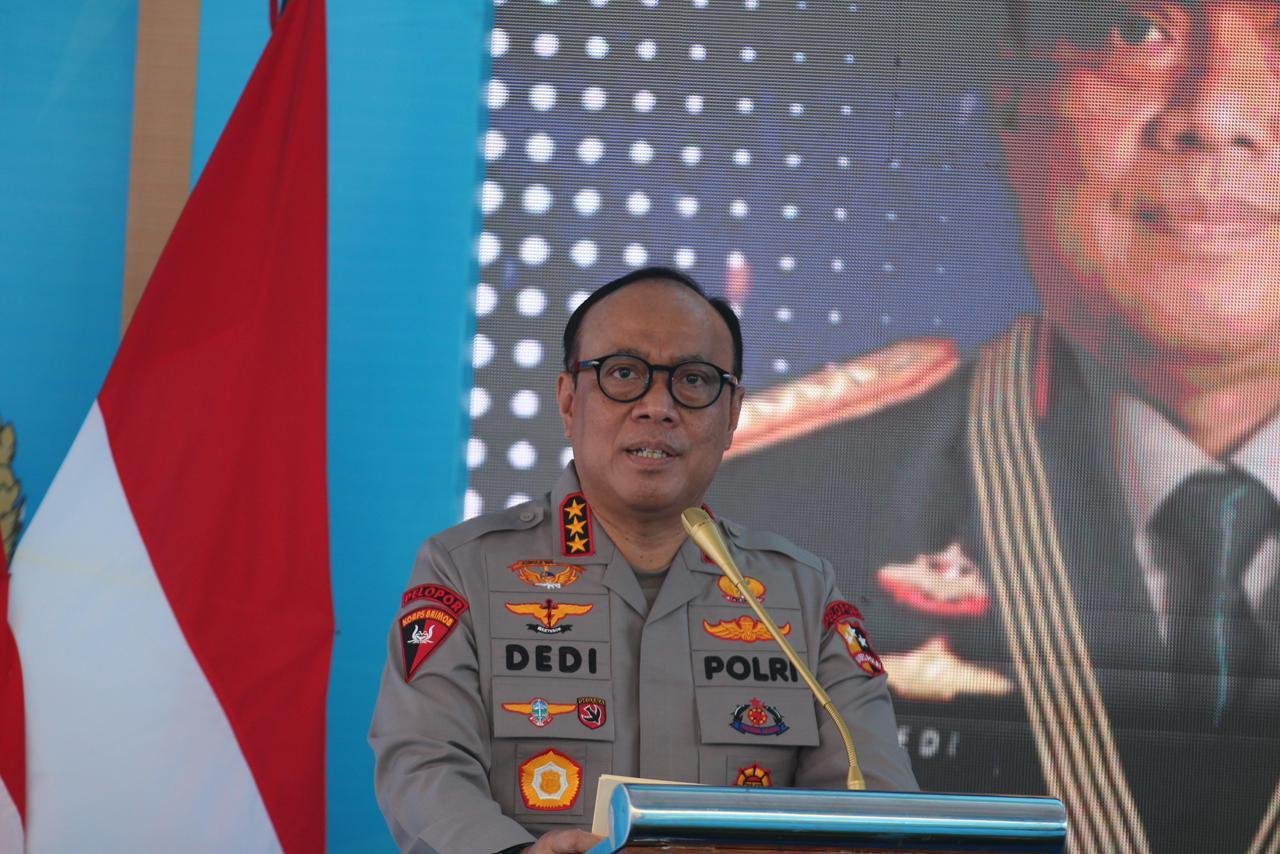 Dukung Asta Cita Presiden Prabowo sebagai Prioritas Nasional, Polri Serahkan 378 Unit Perumahan bagi PNPP dan Masyarakat di Sultra