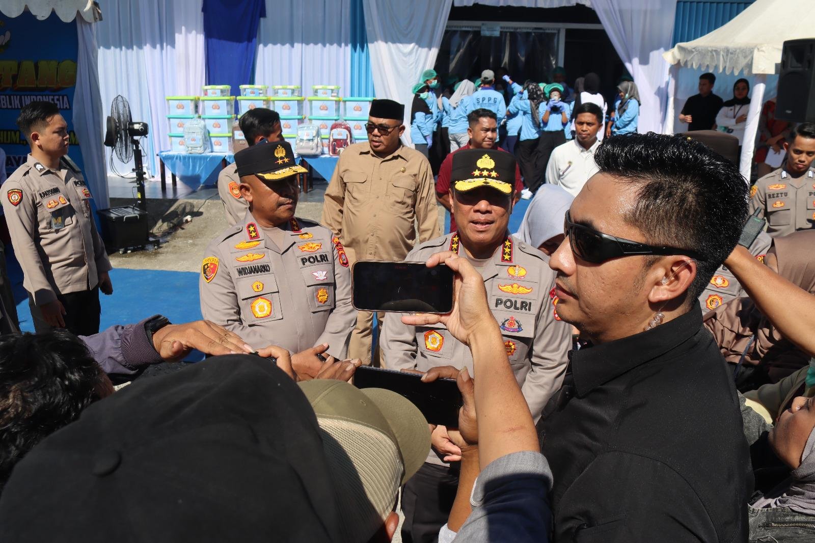 Tinjau SPPG Polres Baubau, Wakapolri Tegaskan Dukungan Polri terhadap Asta Cita Presiden RI