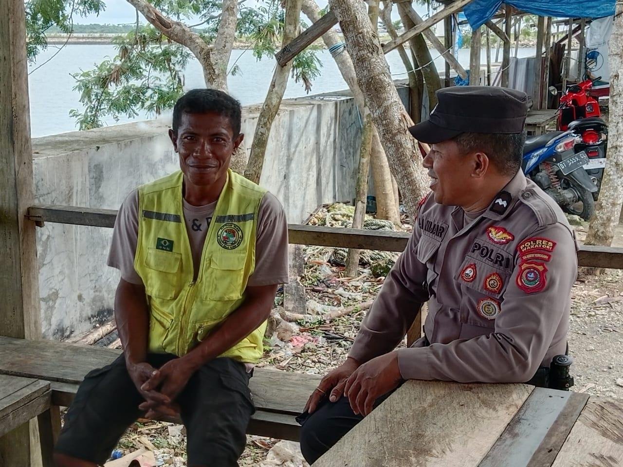 Polres Wakatobi Intensifkan Sambang Warga, Perkuat Sinergi Kamtibmas di Desa Numana