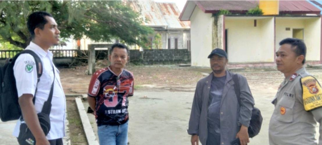 Bhabinkamtibmas Polres Wakatobi Intensifkan DDS Warga di Desa Longa, Sampaikan Pesan Kamtibmas