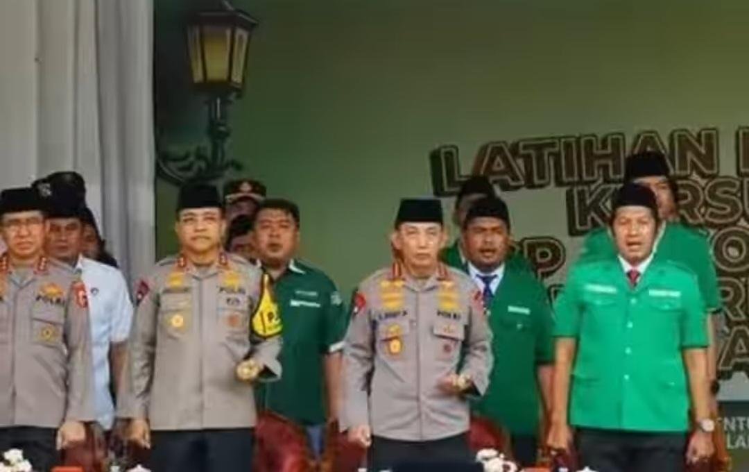 Kapolri Buka Apel Akbar Banser di Yogyakarta, Ribuan Kader Nyatakan Dukungan Konstitusional